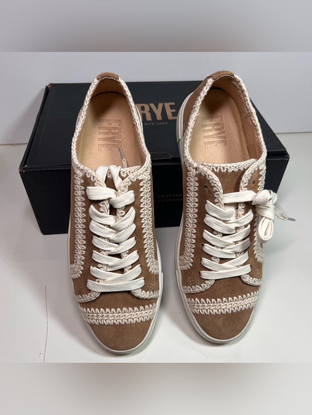 Frye Ivy Crochet Low Lace Up Leather Sneakers Size: 8 - Picture 5 of 7